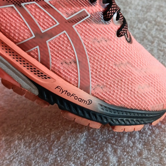 Asics Gel Jadeite Running Shoes - Picture 10 of 16